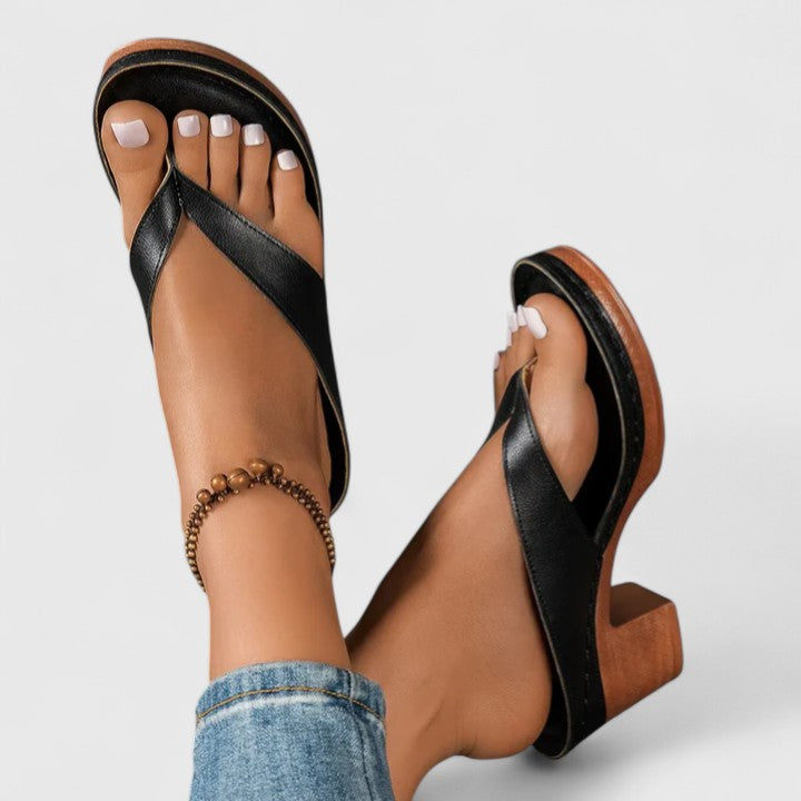Dahlberg™| Astrid
