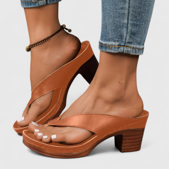 Dahlberg™| Astrid